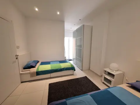 3 bed Apartment For Rent in Sliema, Sliema - thumb 7