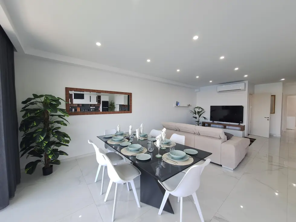 2 bed Apartment For Rent in Sliema, Sliema - thumb 3