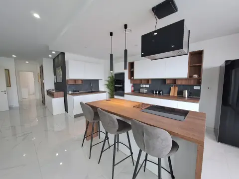 2 bed Apartment For Rent in Sliema, Sliema - thumb 5