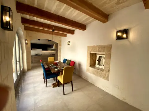 2 bed Town House For Rent in Balzan, Balzan - thumb 1