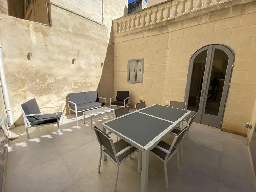2 bed Town House For Rent in Balzan, Balzan - thumb 3