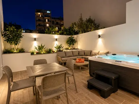 2 bed Apartment For Rent in Sliema, Sliema - thumb 8