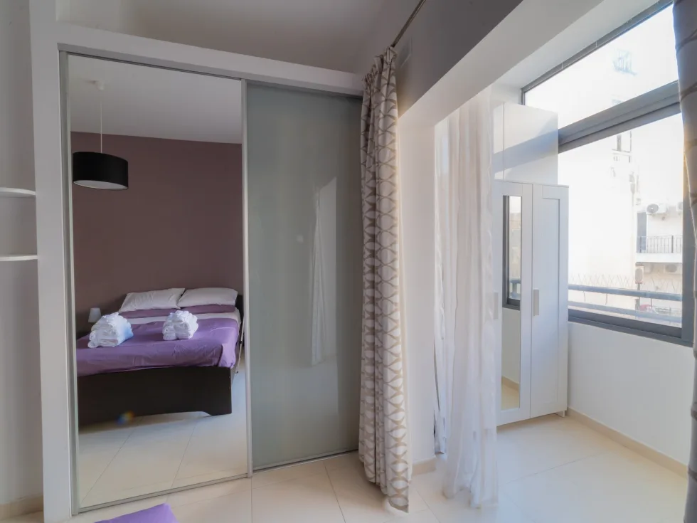 3 bed Apartment For Rent in Sliema, Sliema - thumb 7