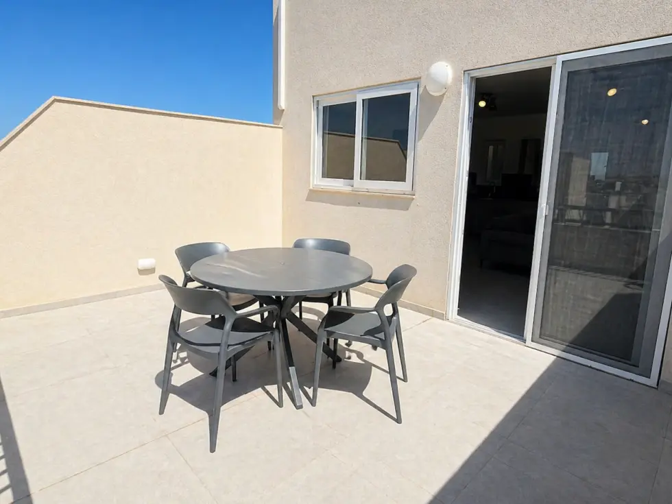 2 bed Penthouse For Rent in Swatar, Swatar - thumb 2