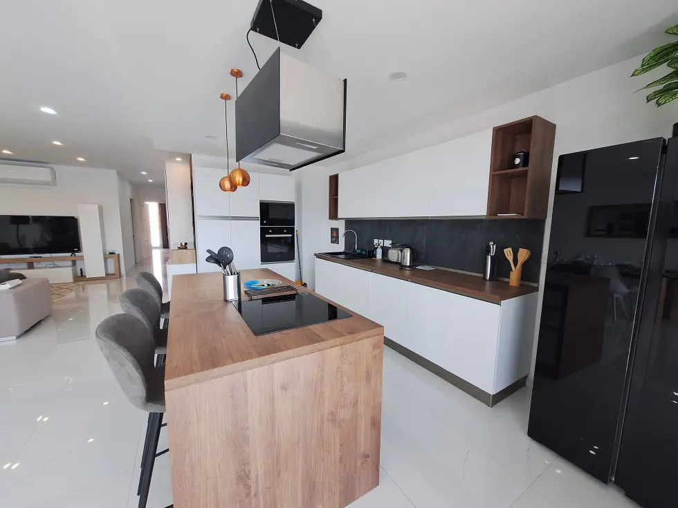 2 bed Apartment For Rent in Sliema, Sliema - thumb 5