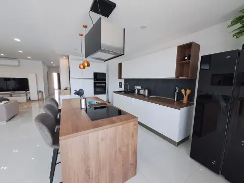 2 bed Apartment For Rent in Sliema, Sliema - thumb 5