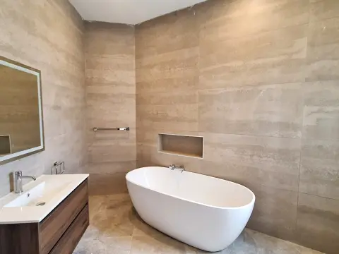 2 bed Penthouse For Rent in Naxxar, Naxxar - thumb 8