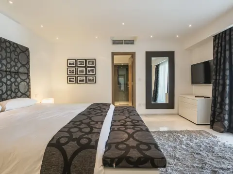 3 bed Apartment For Rent in St Julian's, St Julian's - thumb 12