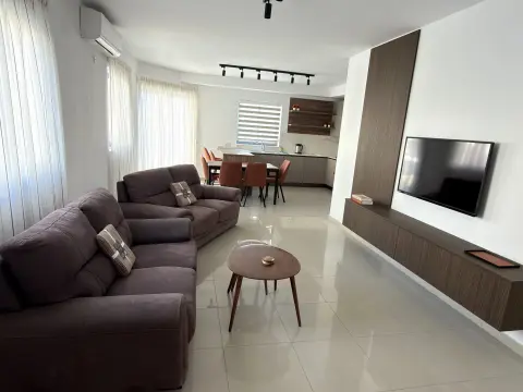 3 bed Maisonette For Rent in Naxxar, Naxxar - thumb 1