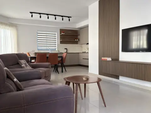 3 bed Maisonette For Rent in Naxxar, Naxxar - thumb 2