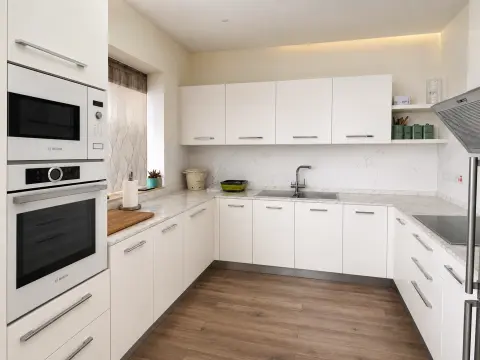 3 bed Apartment For Rent in Sliema, Sliema - thumb 7