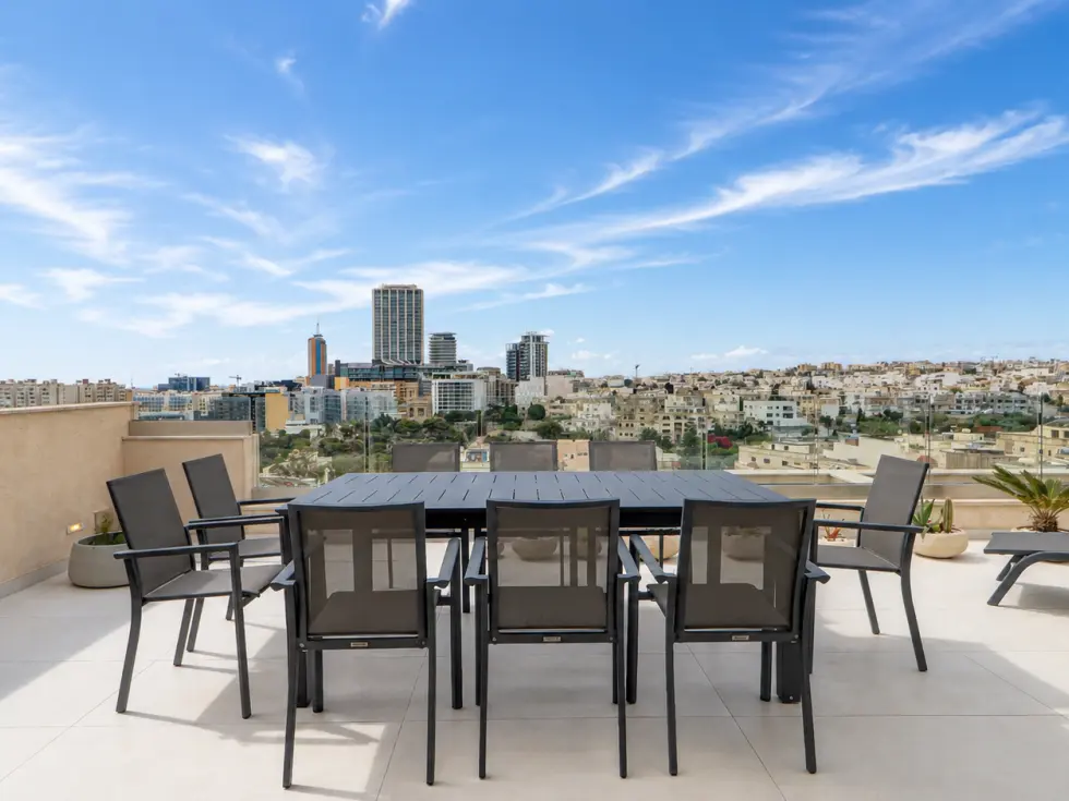 3 bed Penthouse For Rent in Pembroke, Pembroke - thumb 6