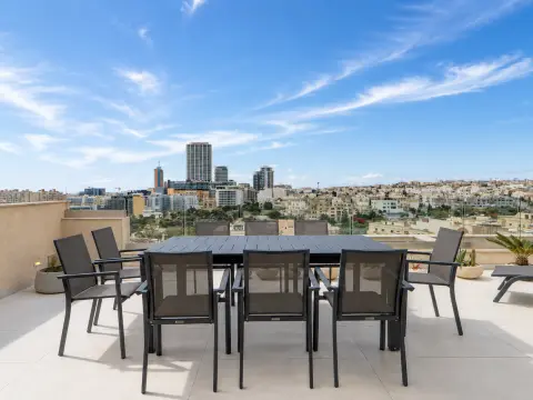 3 bed Penthouse For Rent in Pembroke, Pembroke - thumb 6