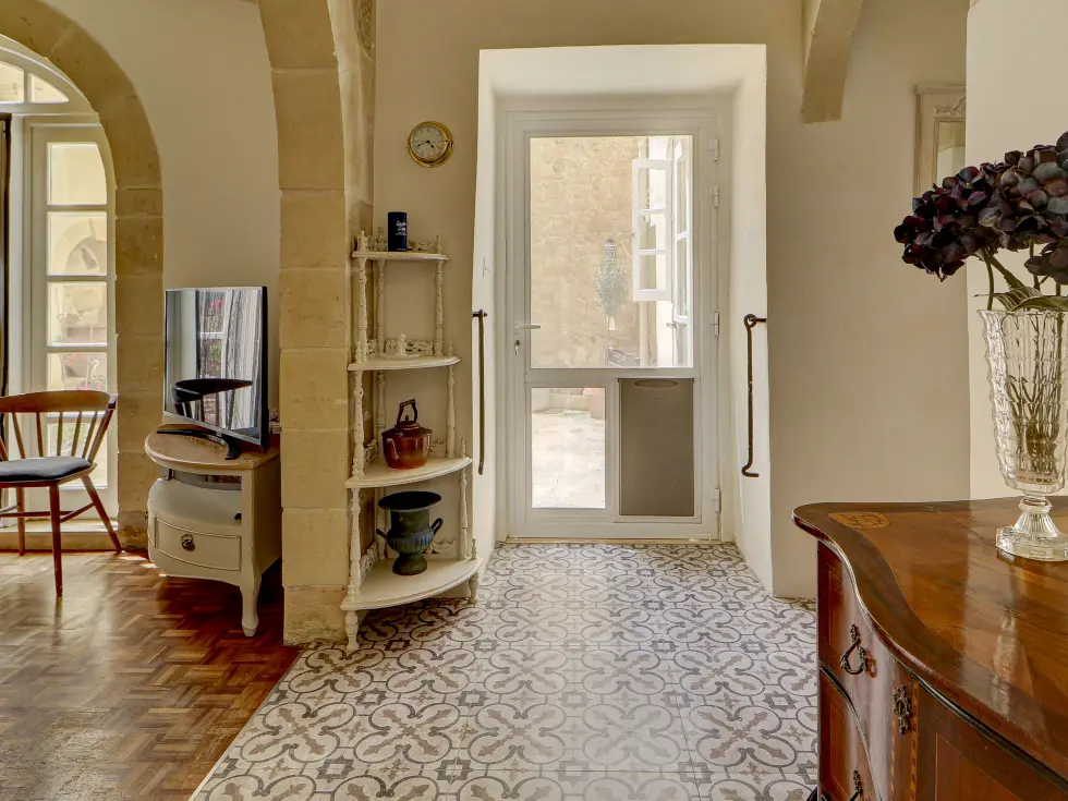 3 bed Town House For Rent in Zebbug, Zebbug - thumb 4