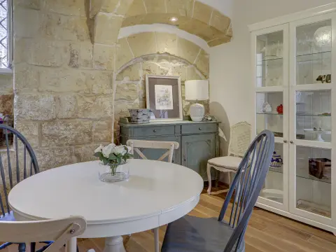 3 bed Town House For Rent in Zebbug, Zebbug - thumb 8