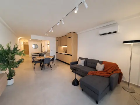 2 bed Apartment For Rent in Gzira, Gzira - thumb 1