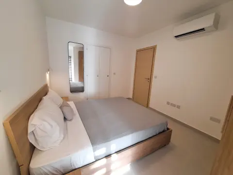 2 bed Apartment For Rent in Gzira, Gzira - thumb 13