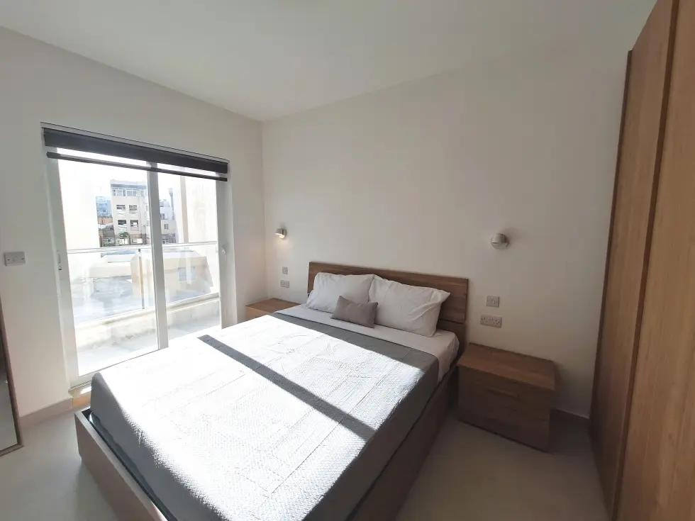 2 bed Apartment For Rent in Gzira, Gzira - thumb 9