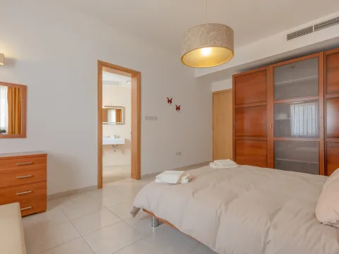 3 bed Apartment For Rent in Sliema, Sliema - thumb 12