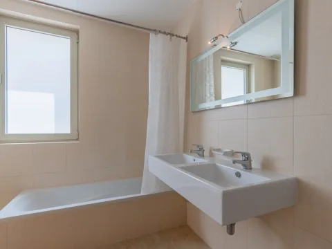 3 bed Apartment For Rent in Sliema, Sliema - thumb 13