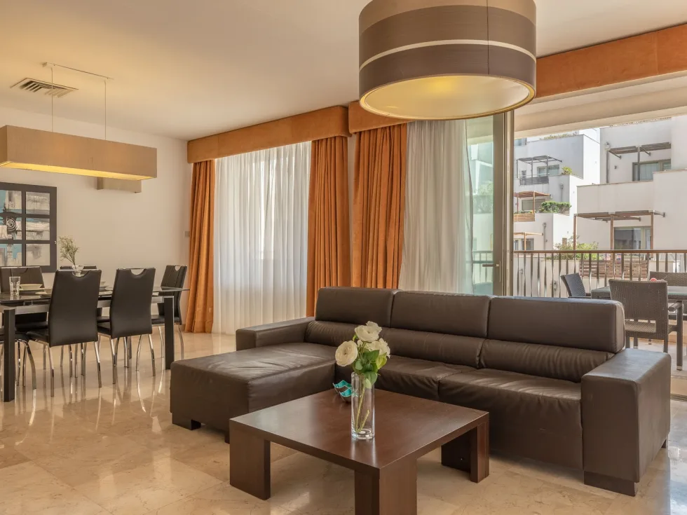 3 bed Apartment For Rent in Sliema, Sliema - thumb 2