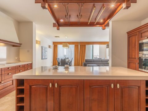 3 bed Apartment For Rent in Sliema, Sliema - thumb 8