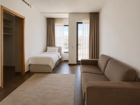 4 bed Apartment For Rent in Sliema, Sliema - thumb 8