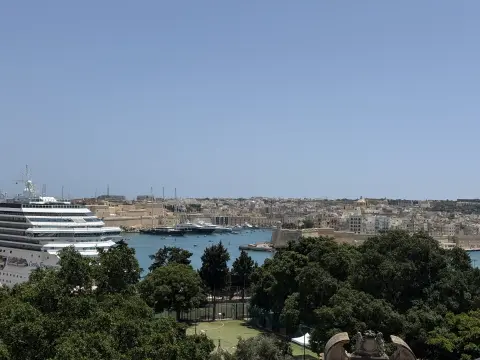 2 bed Apartment For Rent in Floriana, Floriana - thumb 1