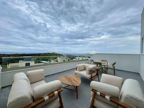 2 bed Penthouse For Rent in Mellieha, Mellieha - thumb 1