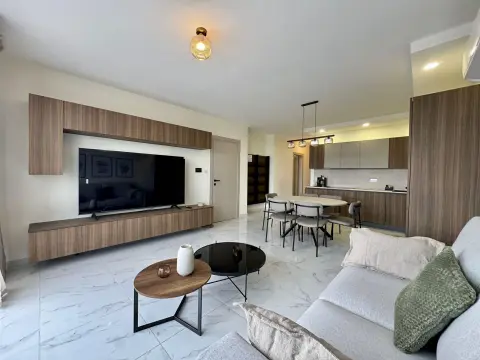 2 bed Penthouse For Rent in Mellieha, Mellieha - thumb 2