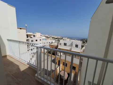 2 bed Penthouse For Rent in Mellieha, Mellieha - thumb 15