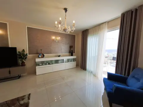 2 bed Penthouse For Rent in Mellieha, Mellieha - thumb 9