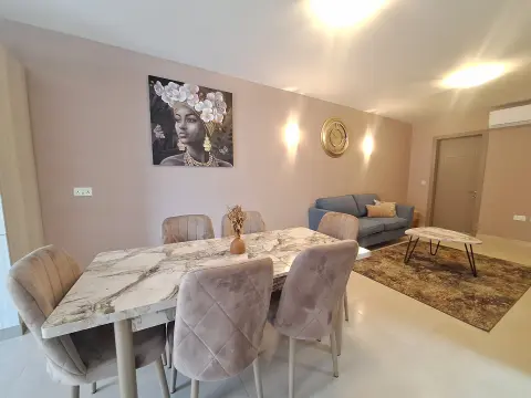 2 bed Apartment For Rent in Mellieha, Mellieha - thumb 1