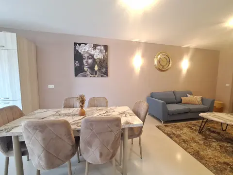 2 bed Apartment For Rent in Mellieha, Mellieha - thumb 4