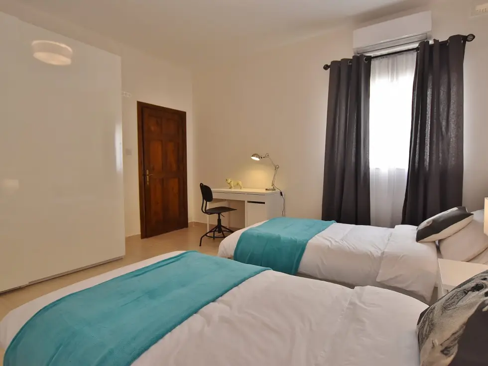 3 bed Apartment For Rent in Sliema, Sliema - thumb 12