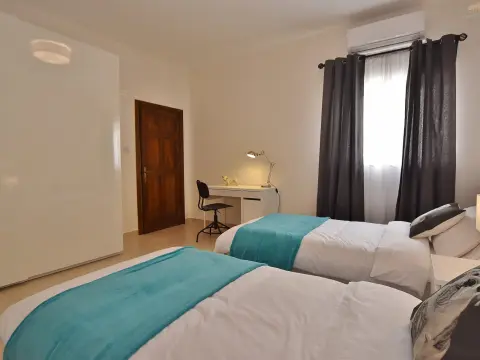 3 bed Apartment For Rent in Sliema, Sliema - thumb 12
