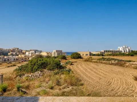 3 bed Terraced House For Sale in Naxxar, Naxxar - thumb 1