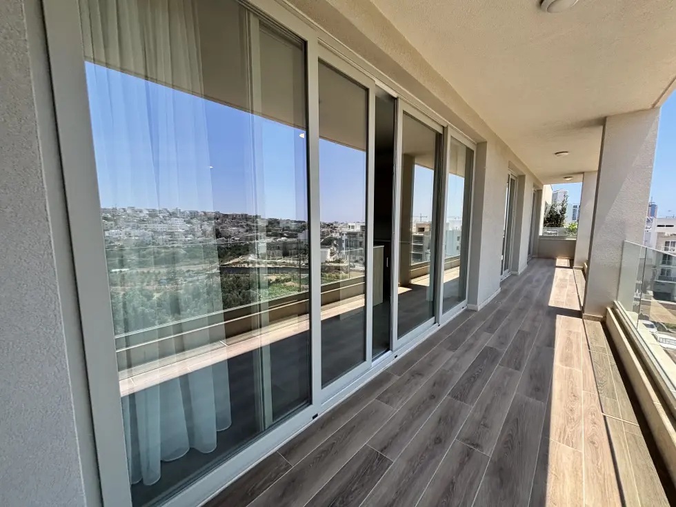 3 bed Apartment For Rent in Swieqi, Swieqi - thumb 2