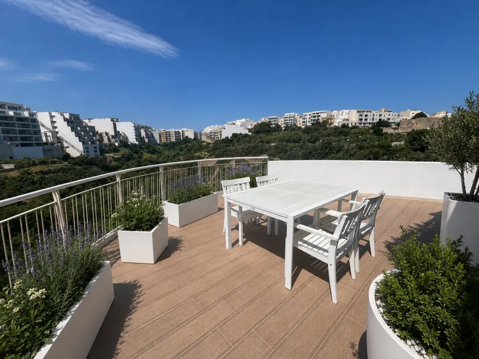 2 bed Apartment For Rent in St Julian's, St Julian's - thumb 1