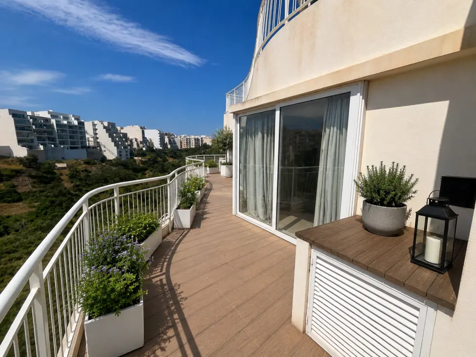 2 bed Apartment For Rent in St Julian's, St Julian's - thumb 9