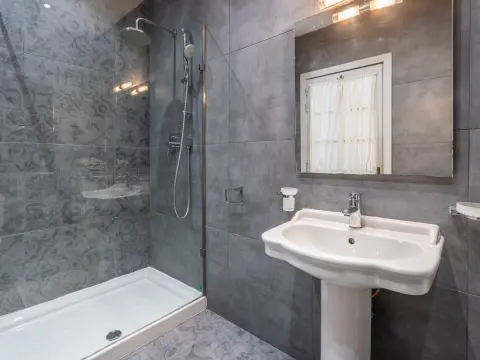 3 bed Apartment For Rent in Sliema, Sliema - thumb 15