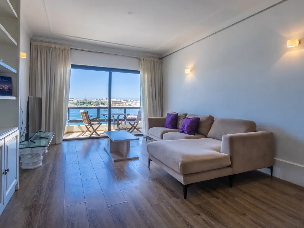 3 bed Apartment For Rent in Sliema, Sliema - thumb 7