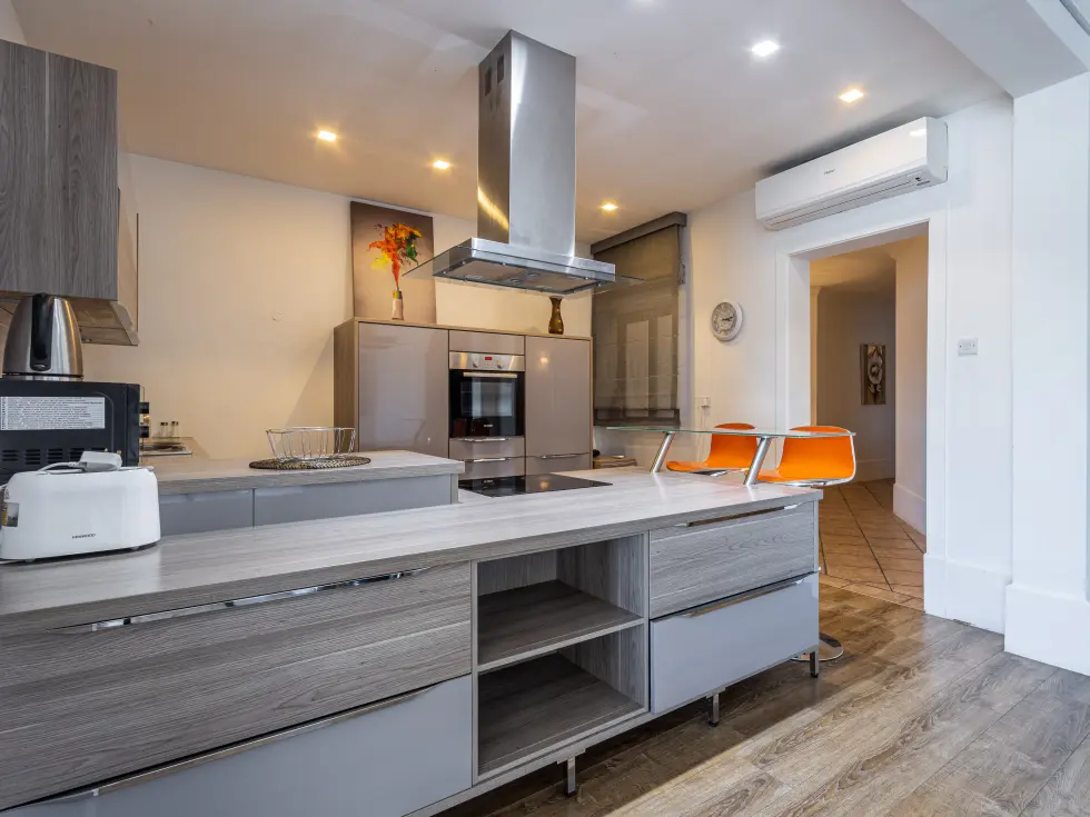 3 bed Apartment For Rent in Sliema, Sliema - thumb 8