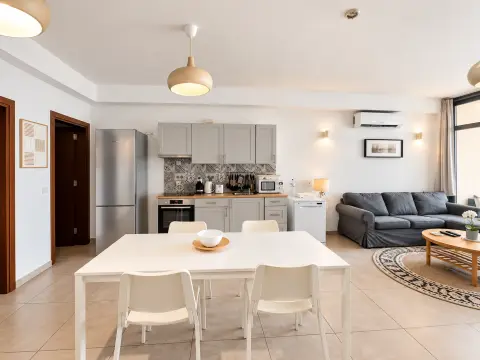 2 bed Apartment For Rent in St Julian's, St Julian's - thumb 4