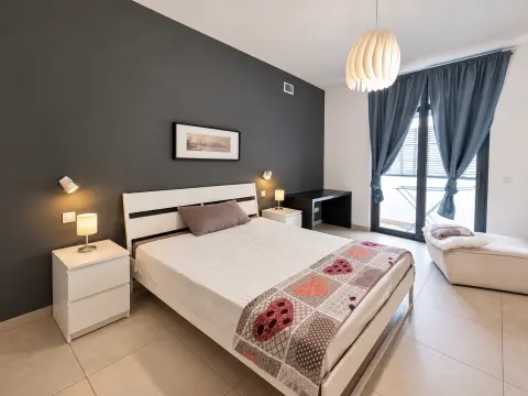 2 bed Apartment For Rent in St Julian's, St Julian's - thumb 6