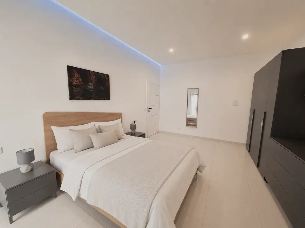 4 bed Apartment For Rent in Sliema, Sliema - thumb 7