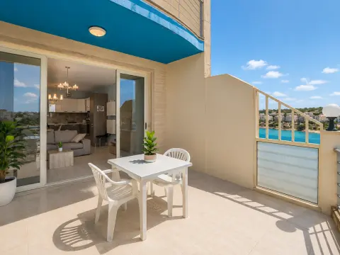 3 bed Apartment For Rent in St Paul's Bay, St Paul's Bay - thumb 1