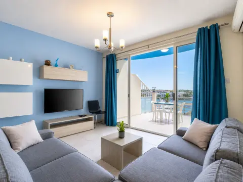 3 bed Apartment For Rent in St Paul's Bay, St Paul's Bay - thumb 2