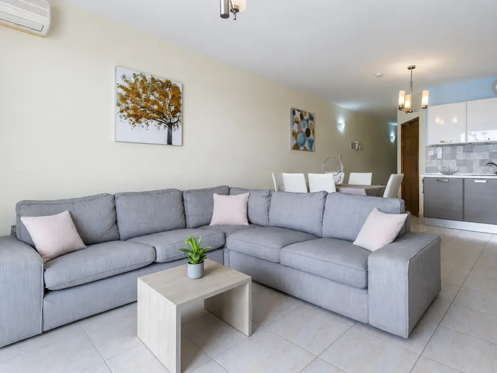 3 bed Apartment For Rent in St Paul's Bay, St Paul's Bay - thumb 5