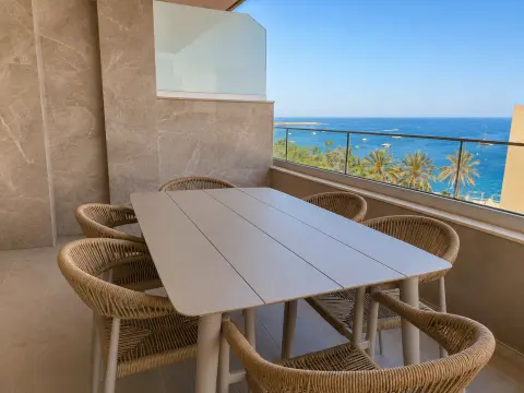 3 bed Apartment For Rent in Qawra, Qawra - thumb 1